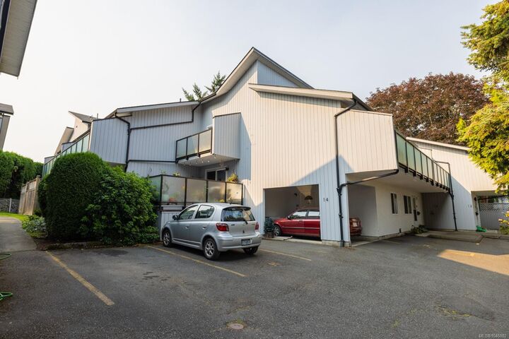 Property Photo: 3230 Rutledge St #14 BC V8X 1N7