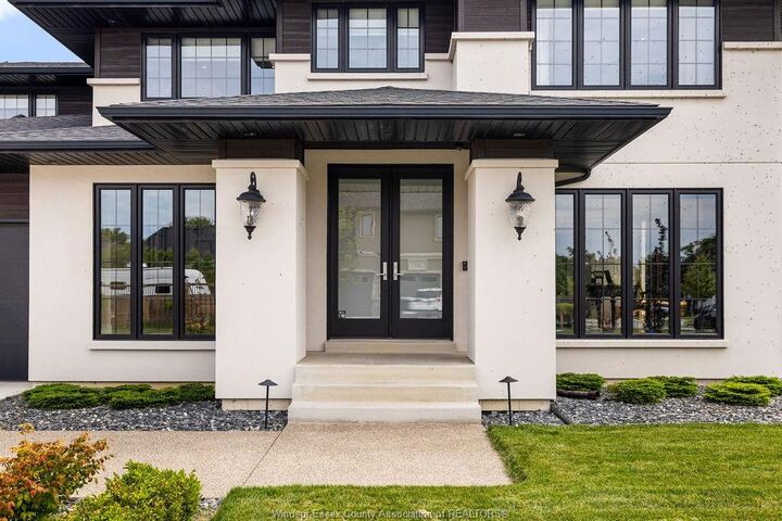 Property Photo: 322 Water Avenue ON N8L 1A7
