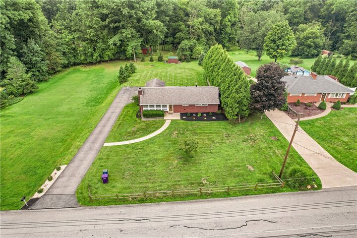 Property Photo:  336 Maple Rd  PA 15239 