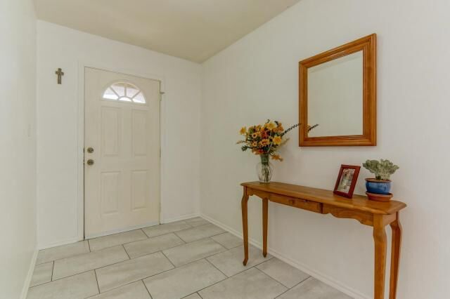 Property Photo: 1020 Skylark Hill Lane TX 78660