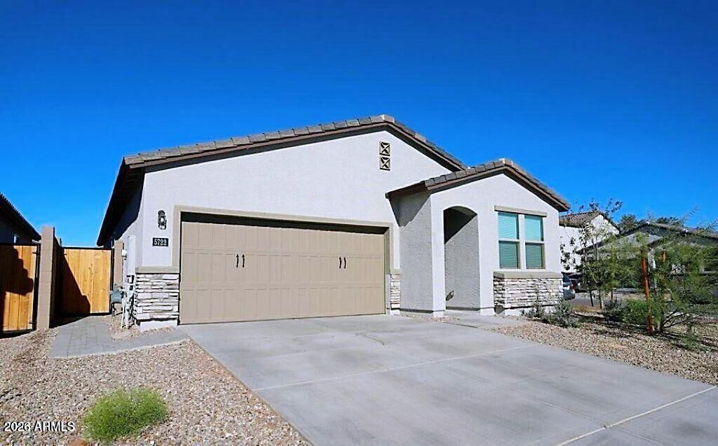 Property Photo: 5722 W Getty Drive AZ 85043