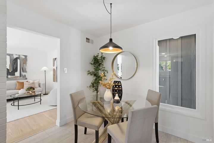Property Photo:  259 Irwin Street  CA 94901 