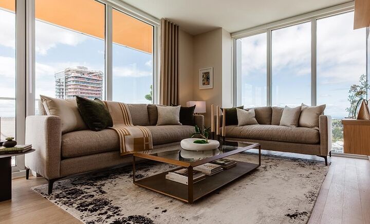 485 W 42nd Avenue 2304 — photo 1