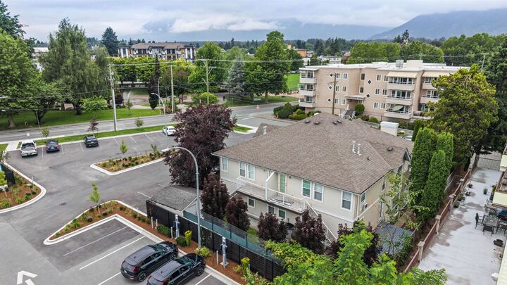 Property Photo:  46008 Bole Avenue 1  BC V2P 2V5 