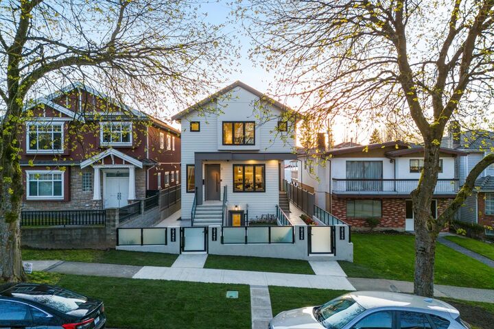 Property Photo: 5459 Rhodes Street 1 BC V5R 3P1