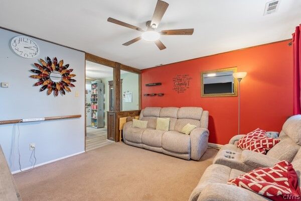 Property Photo:  7906 Eisenhower Boulevard  NY 13030 
