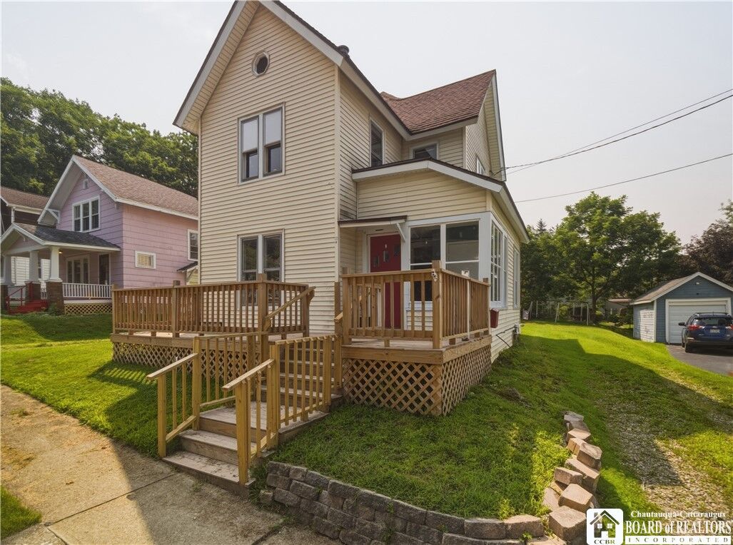 Property Photo:  18 Hess Street  NY 14701 