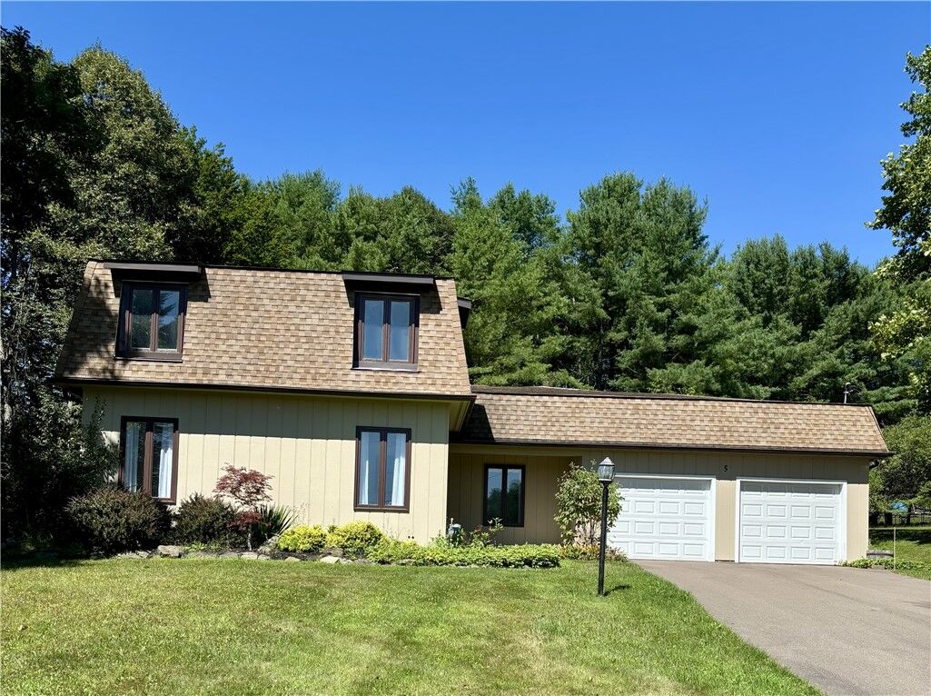 Property Photo: 5 Ridgeway Circle NY 14870