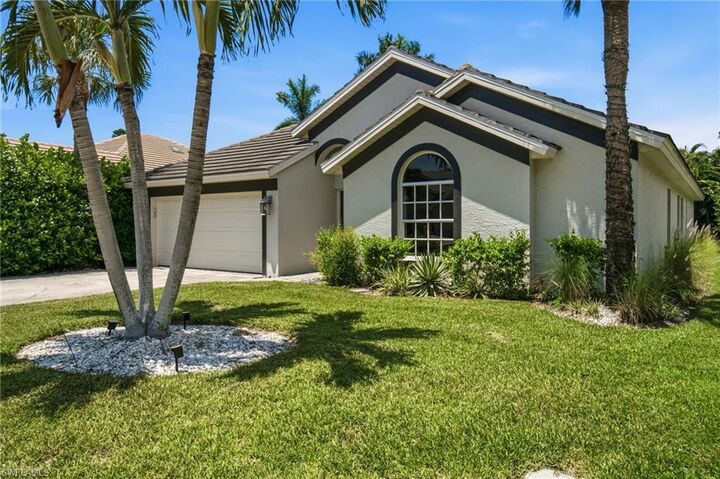 Property Photo:  6988 Burnt Sienna Cir  FL 34109 