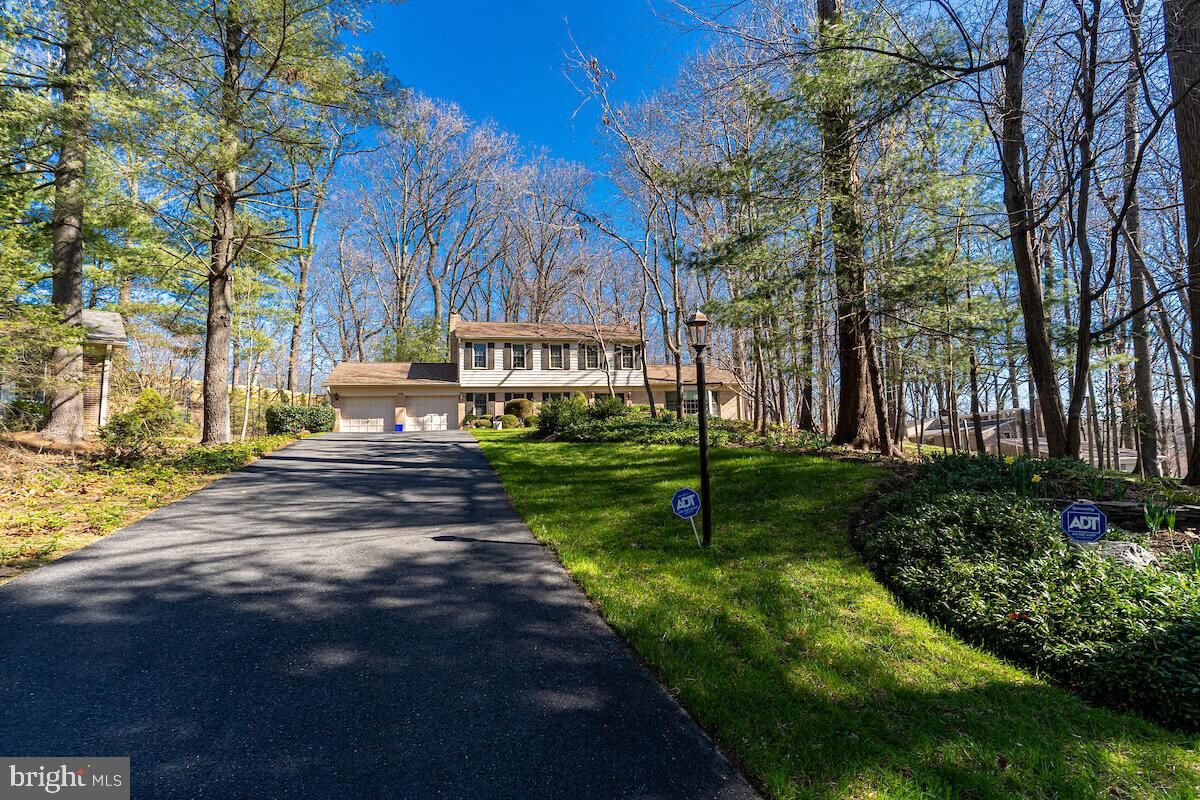 Property Photo: 11905 Viewcrest Terrace MD 20902