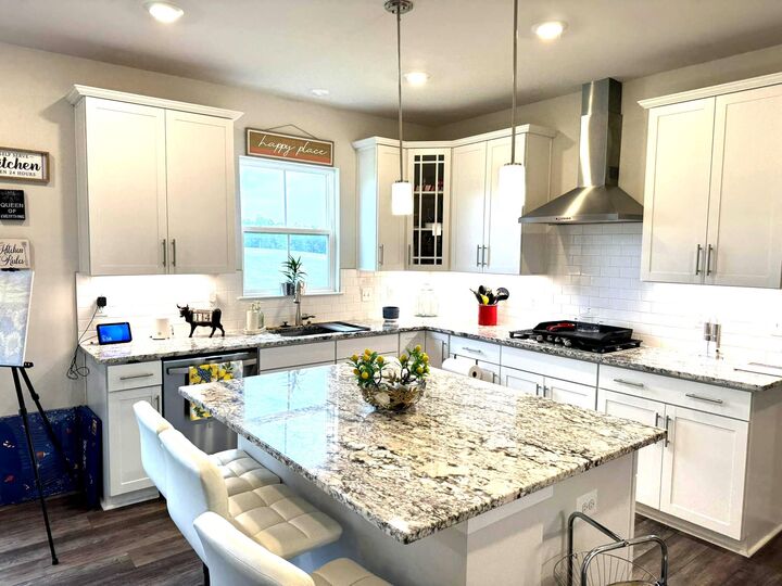 Property Photo: 2103 Berwick Drive VA 22724