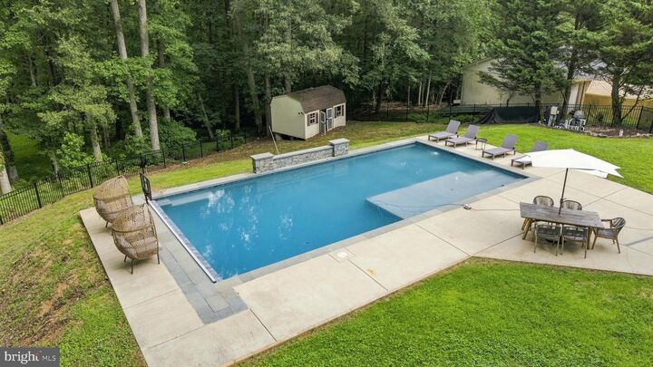 Property Photo:  8651 King George Court  MD 20675 