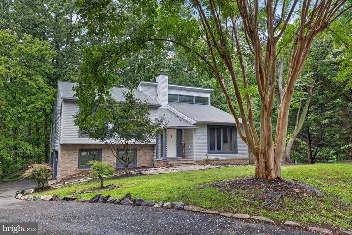 Property Photo:  4413 Murven Park Lane  VA 22408 