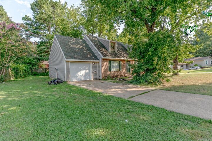 Property Photo: 2010 Cenwood Dr AR 72401