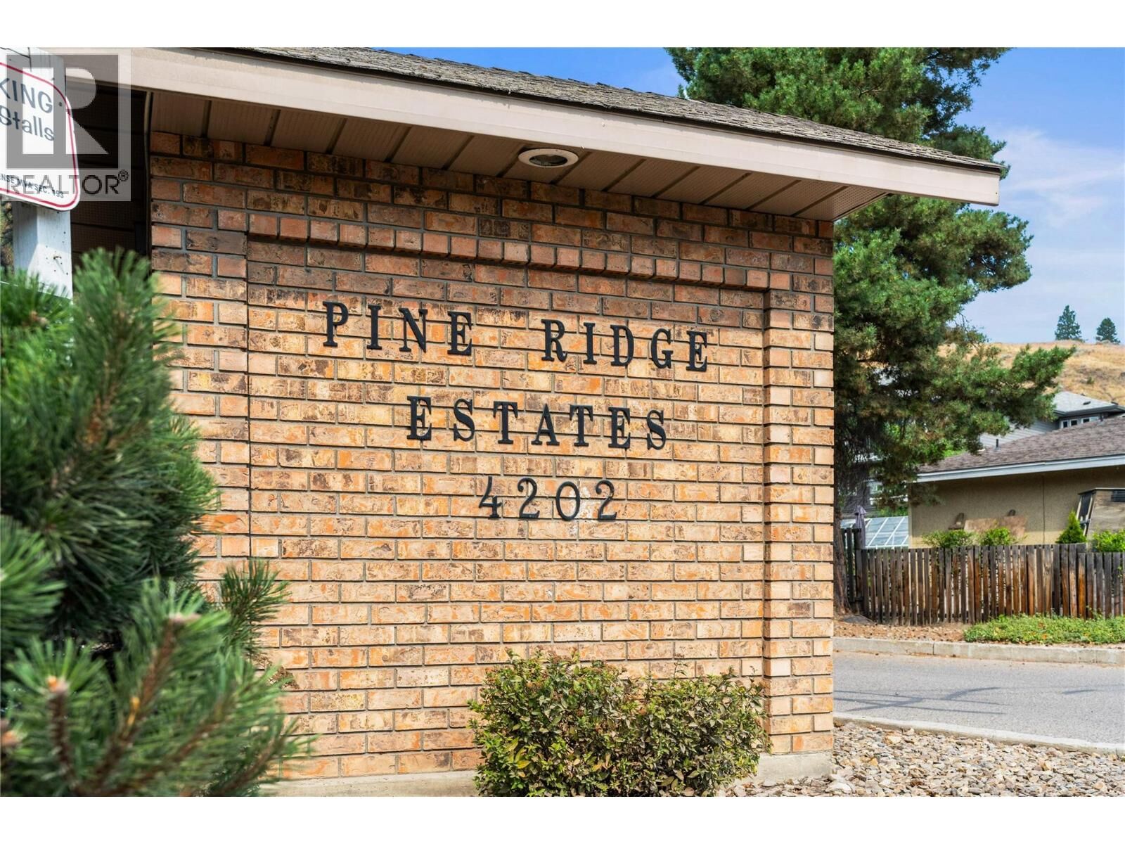 Property Photo: 4202 Alexis Park Drive BC V1T 6H3