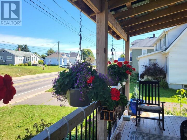 Property Photo:  102 Victoria Street  PE C0B 1M0 
