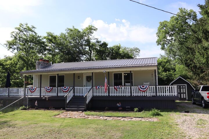 Property Photo:  1720 Homer NW Road  OH 43080 