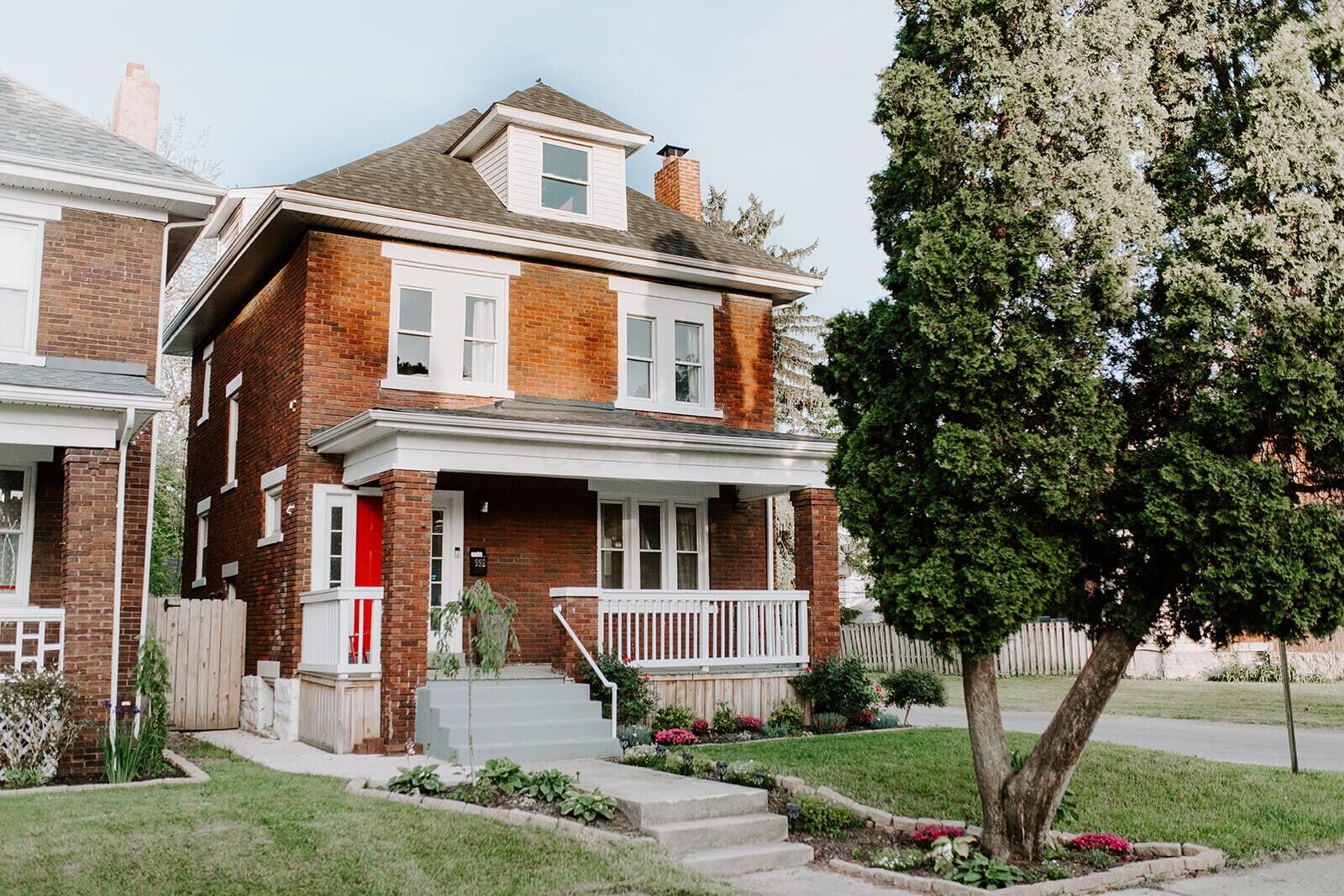 Property Photo: 992 S 22nd Street OH 43206