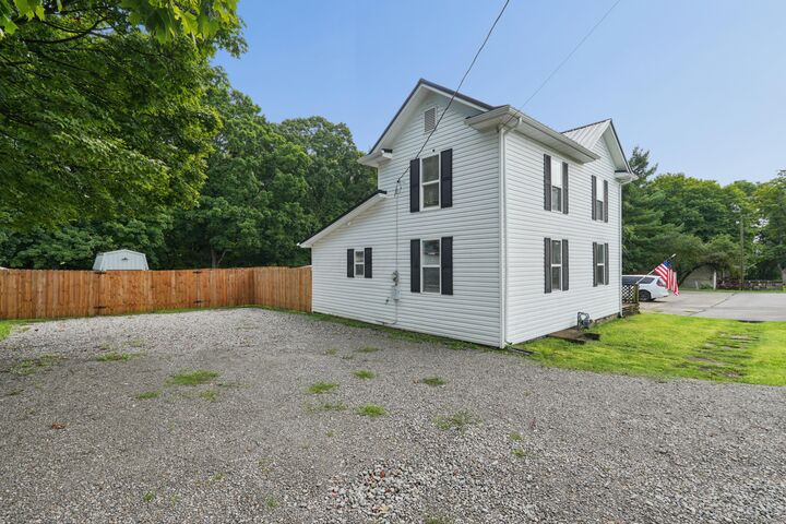 Property Photo:  160 S Harrison Street  OH 43156 
