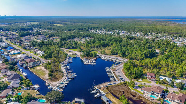 Property Photo: 6712 Harbour Boulevard FL 32407