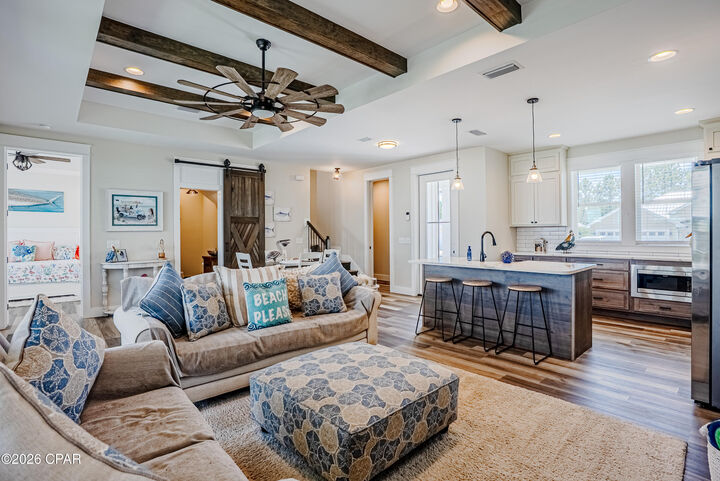 Property Photo:  6712 Harbour Boulevard  FL 32407 