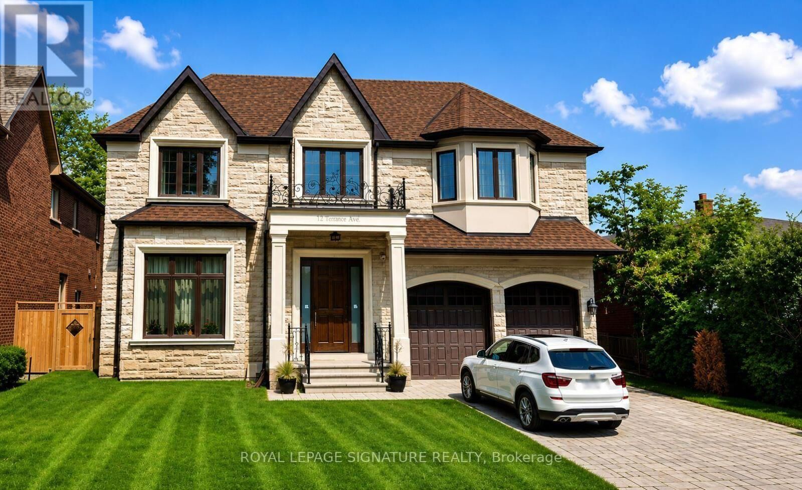 Property Photo:  12 Terrace Avenue Lower  ON M2R 1E9 
