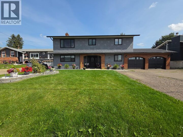 5114 43A Street Northeast — photo 1