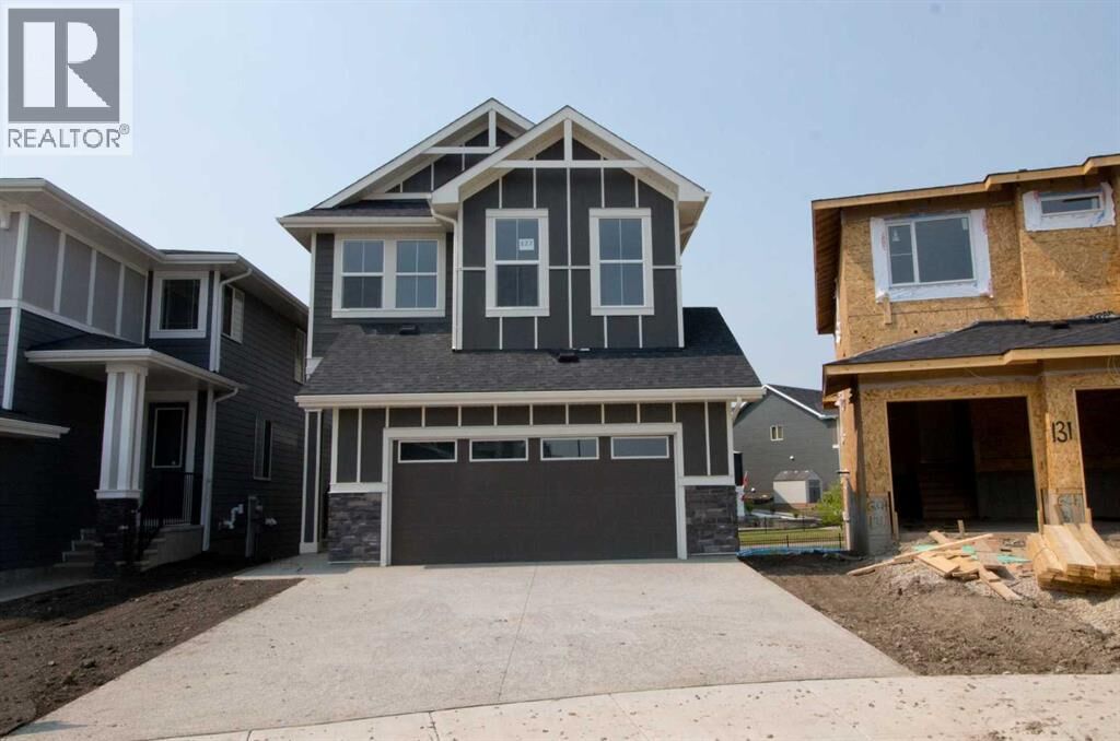 Property Photo:  127 Sundown Crescent  AB T4C 1Y3 