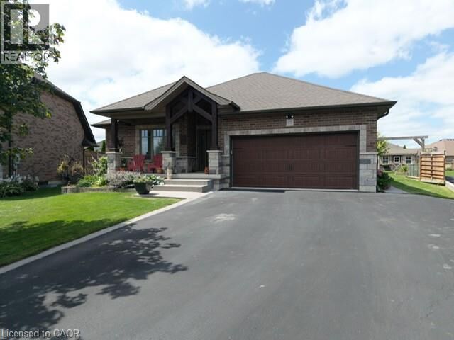 Property Photo: 15 Hurley Court ON N0A 1N3