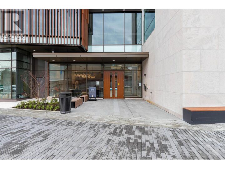 Property Photo:  4650 Brentwood Boulevard 4109  BC V5C 0M3 