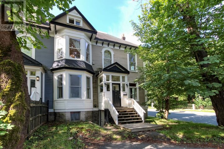 Property Photo: 7 Topsail Road NL A1E 2A6