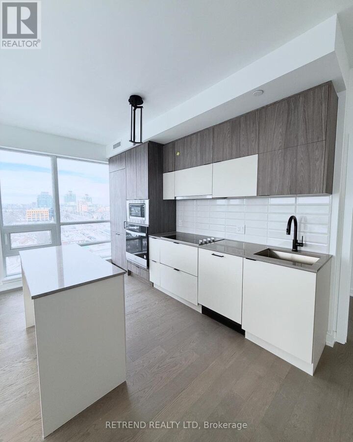 Property Photo:  8888 Yonge Street 902  ON L4C 6Z1 