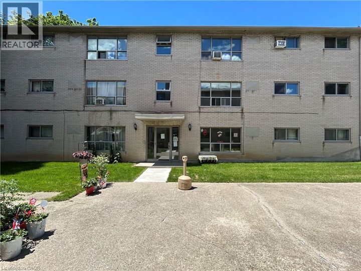 Property Photo:  108 Creighton Road 14  ON L9H 3C1 