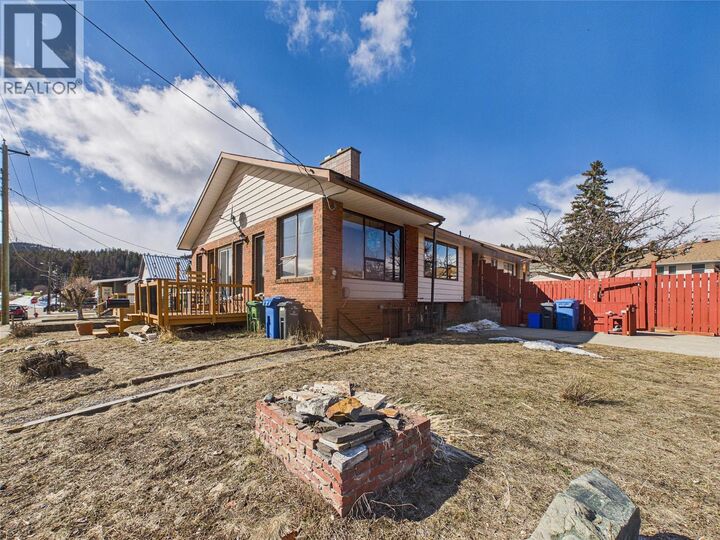 Property Photo: 419 Lindsay Street BC V1A 1L7