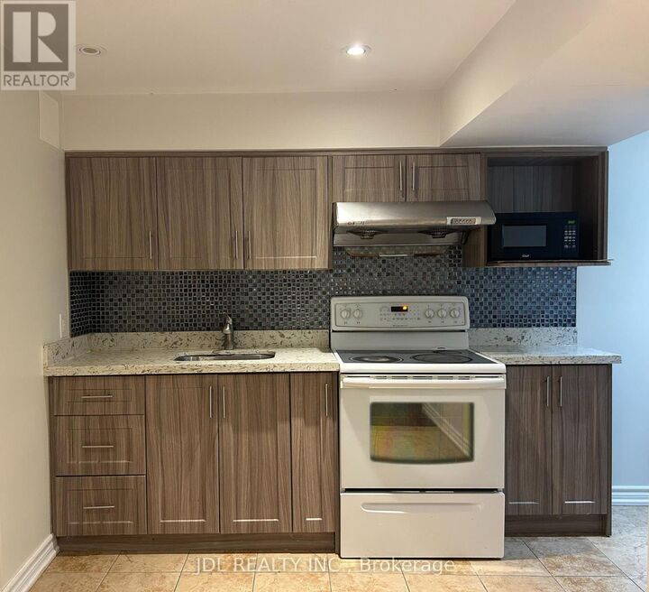 Property Photo: 36 Bendamere Cre Crescent ON L3P 6Y1