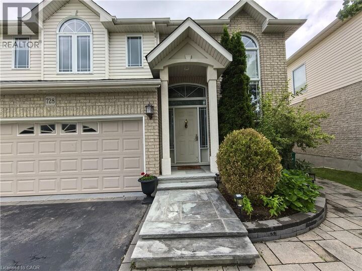 Property Photo:  728 Munich Circle  ON N2V 2N6 