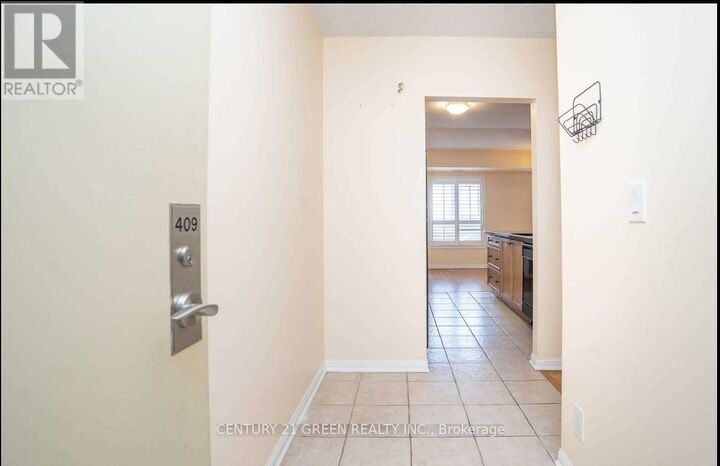Property Photo:  10 Mendelssohn Street 409  ON M1L 0G7 