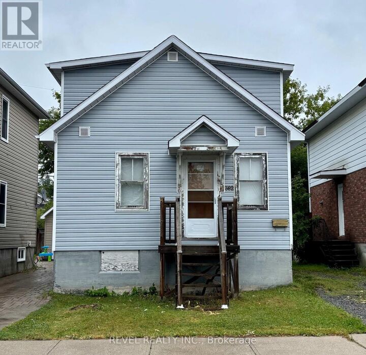 Property Photo: 362 Tamarack Street ON P4N 6R4