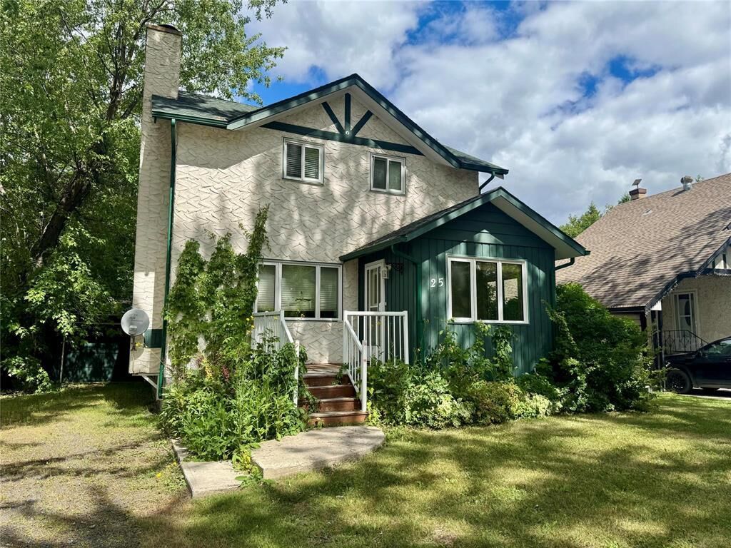 Property Photo: 25 Birch Street MB R0E 1M0