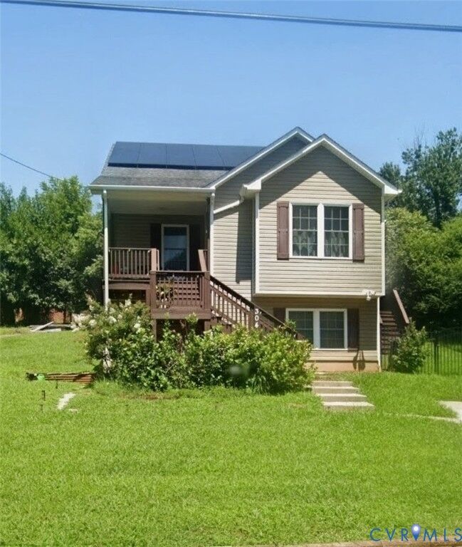 Property Photo: 304 Warren Avenue VA 24501