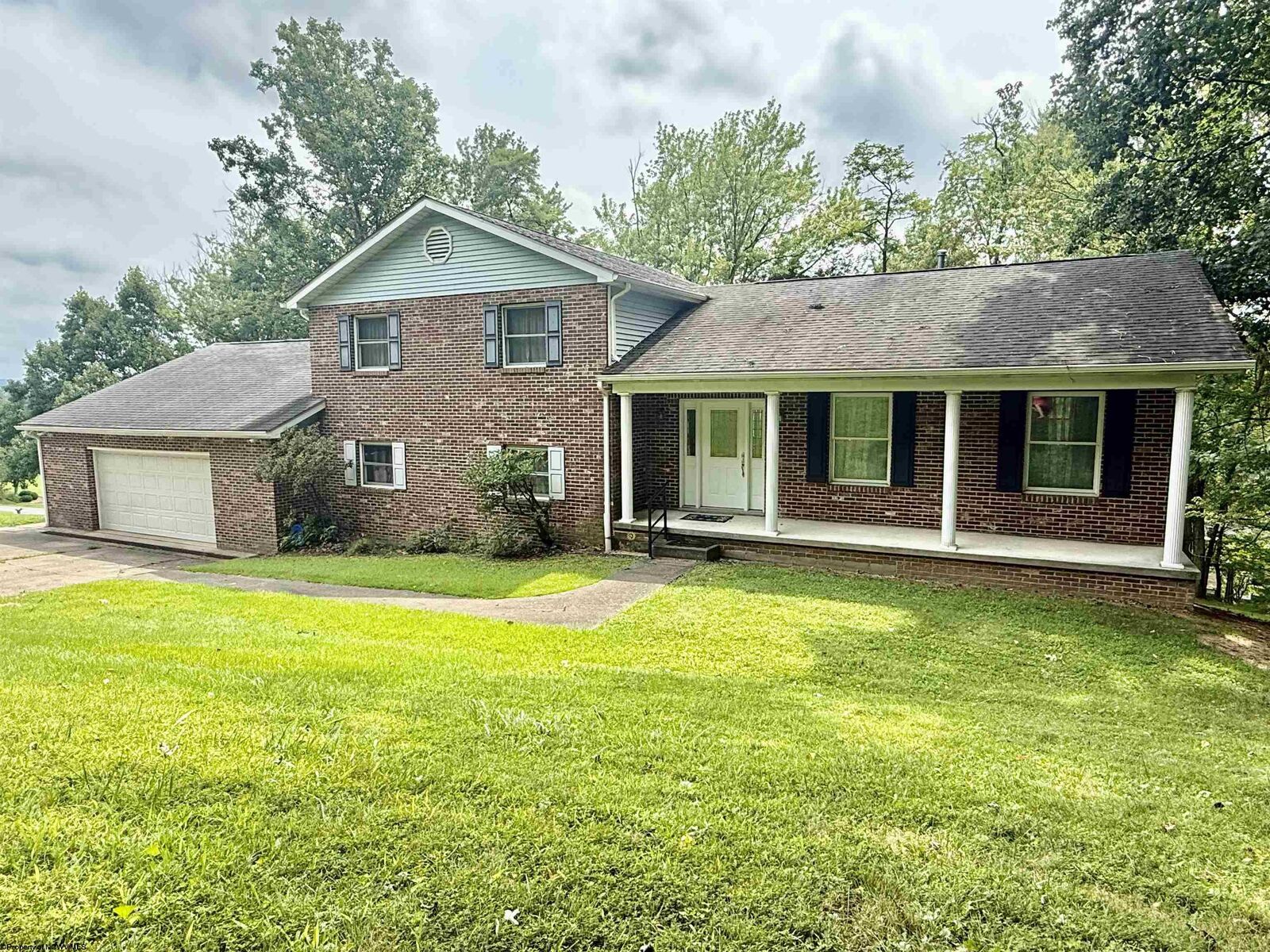 Property Photo: 20 Bel Manor Drive WV 26554