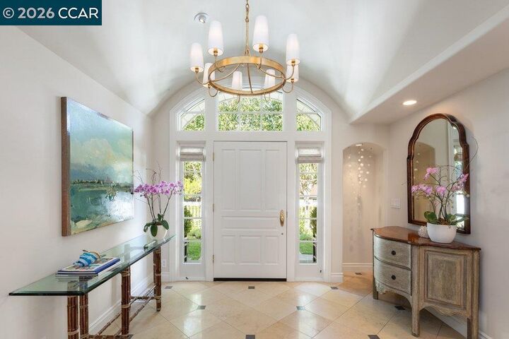 Property Photo:  694 Los Palos Dr  CA 94549 