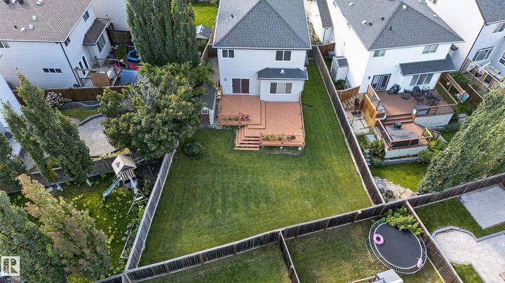 Property Photo: 9515 221 Street NW AB T5T 4A8