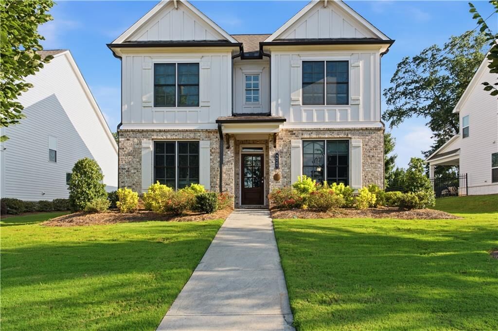 Property Photo:  3241 Rockbridge Road  GA 30002 