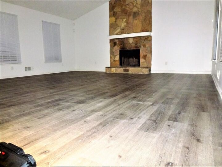 Property Photo: 382 Cross Creek Place GA 30011