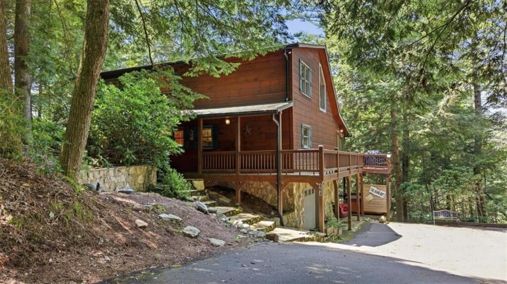 Property Photo: 464 Whispering Pine Lane GA 30522
