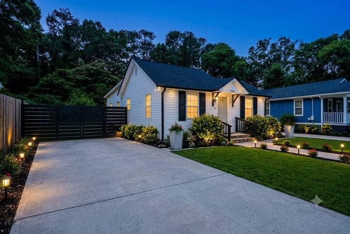 Property Photo: 2100 Tiger Flowers Drive NW GA 30314