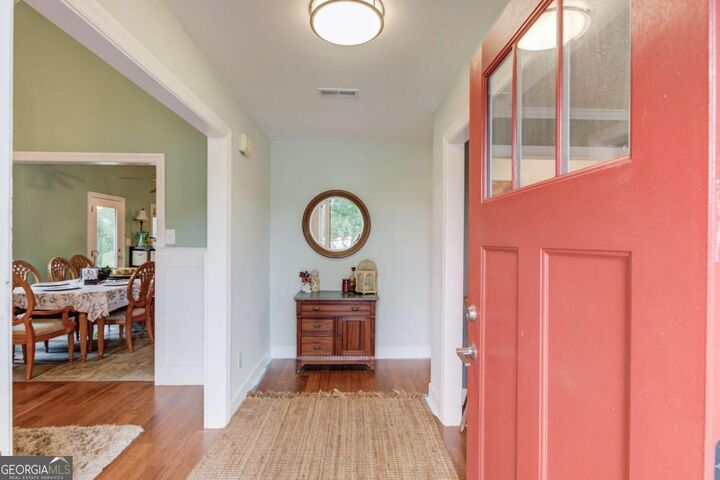 Property Photo: 1200 Amhearst Oaks Drive GA 30043