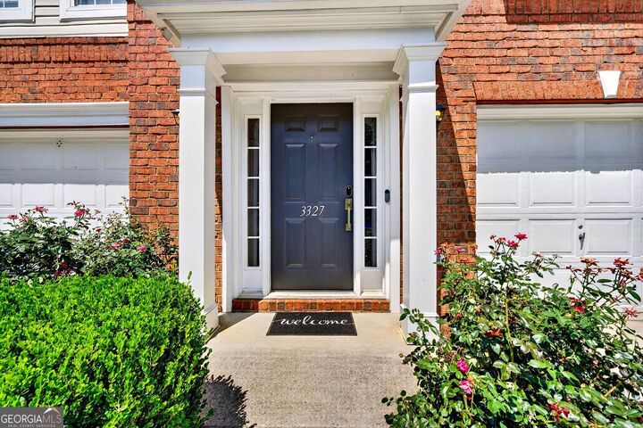 Property Photo: 3327 Lathenview Court GA 30004