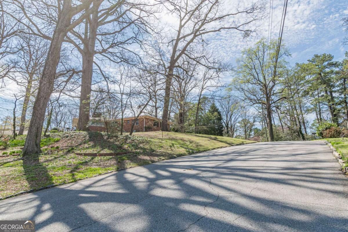 Property Photo: 2110 Lavista Circle GA 30354